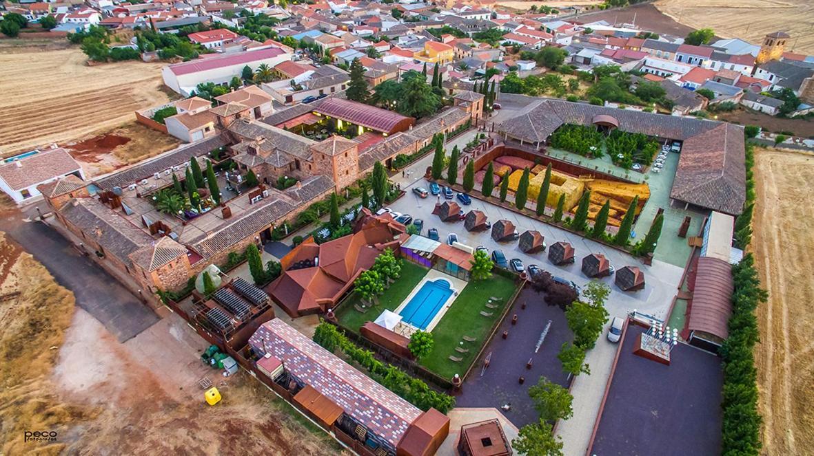Hotel Boutique Palacio De La Serna Ballesteros De Calatrava Eksteriør bilde